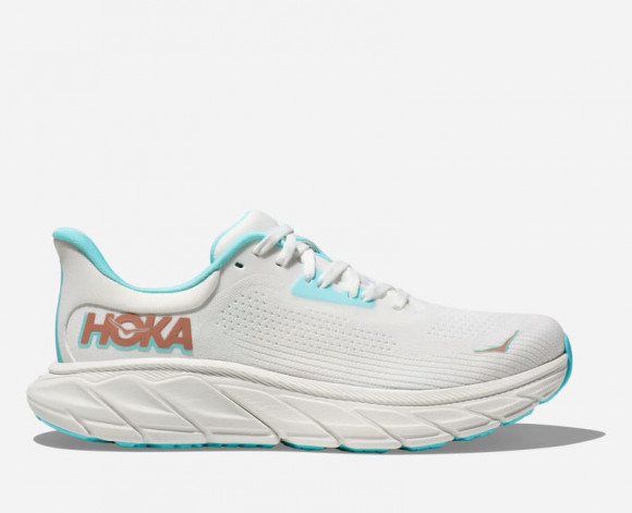 HOKA Women's Arahi 7 Road Running Shoes in Frost/Rose Gold - 1147851-FTRS