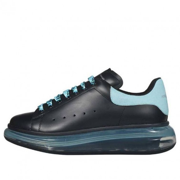 (WMNS) Alexander McQueen Oversized Sneakers 'Black Light Blue' - 666893WHXMA1136