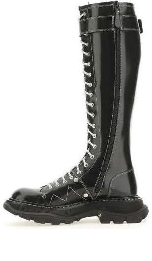 (WMNS) Alexander McQueen Buckle Detailed Lace-Up Boots 'Black' - 718367WIC6D1081