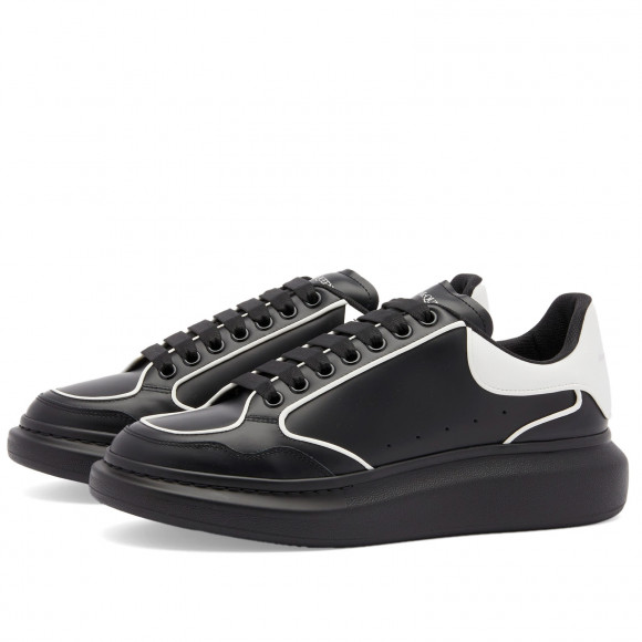 Alexander McQueen Men's Court Sneaker Black/White/White - 777300WHJE5-1070