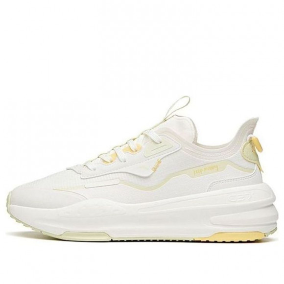 (WMNS) ANTA C37 Lifestyle Sport Shoes 'White Yellow' - 922128081-6