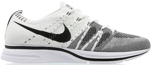 flyknit trainer all white