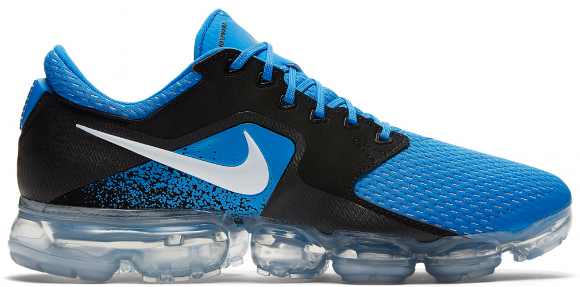 black and blue vapormax