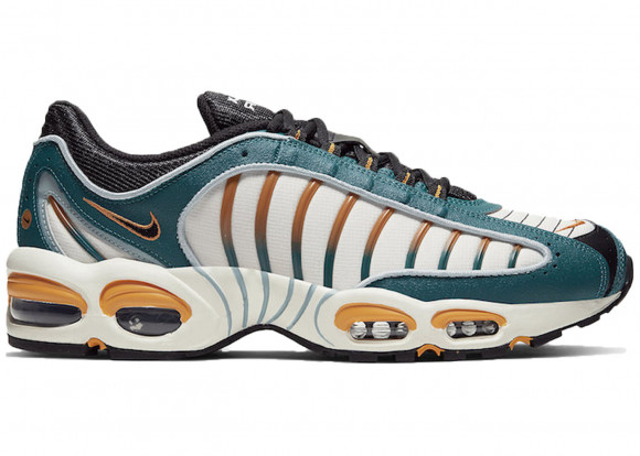 air max tailwind sizing