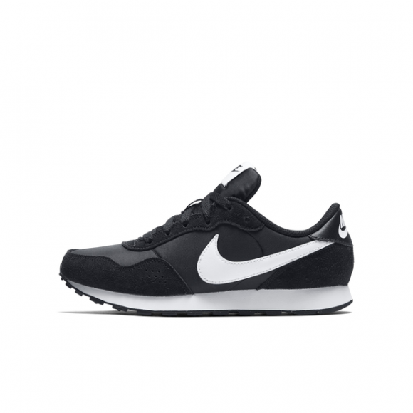 Nike Valiant Mid - Boys' Grade School Running Shoes - Black / White - CN8558-002