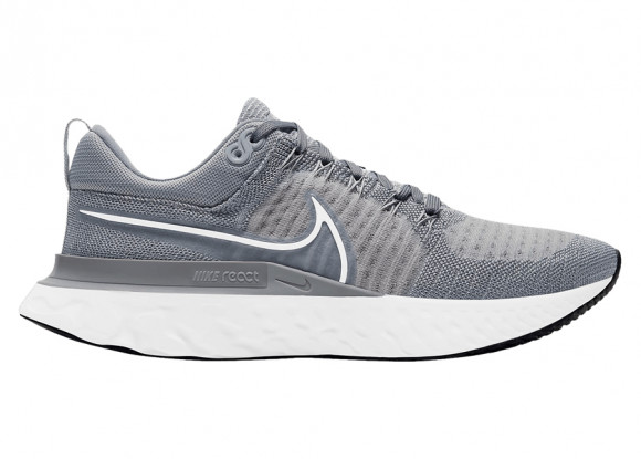 grey and white running shoes