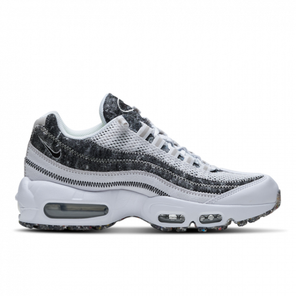 air max 95 black with white bottom