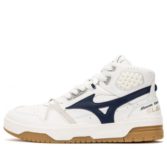 Mizuno court on sale