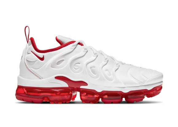 white and red vapormax plus