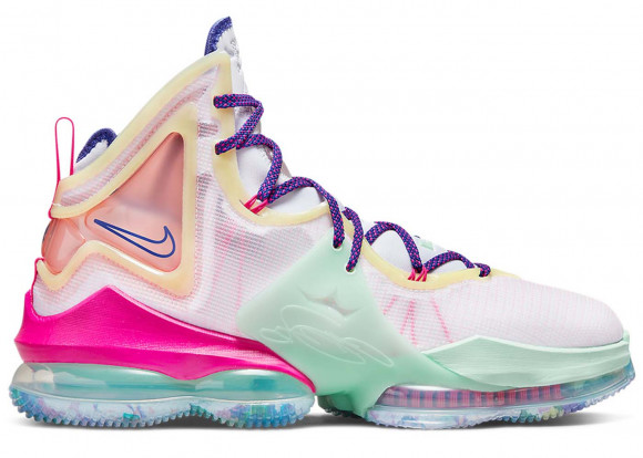 Nike LeBron 19 Valentine's Day DH8460-900 Release Date