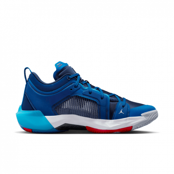 Air Jordan XXXVII Low Basketball Shoes - Blue