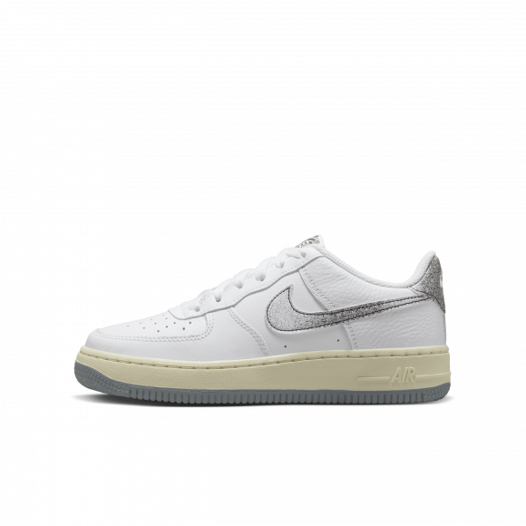 Nike Air Force 1 LV8 3-sko til større børn - hvid - DX1657-100