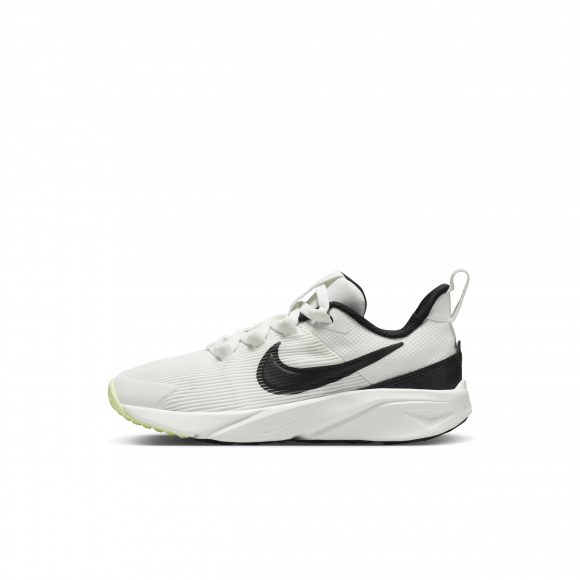 Nike Star Runner 4-skoene til mindre børn - hvid - DX7614-102