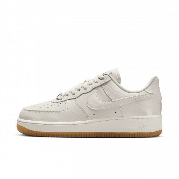 Nike WMNS AIR FORCE 1 '07 LX - DZ2708-001