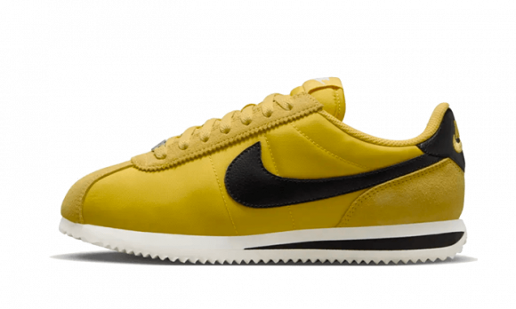 Buty damskie Nike Cortez TXT - Żółty - DZ2795-700