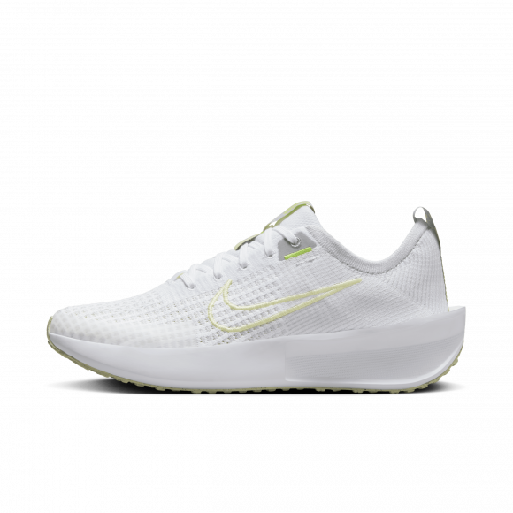 Damskie buty do biegania po asfalcie Nike Interact Run - Biel - FD2292-103