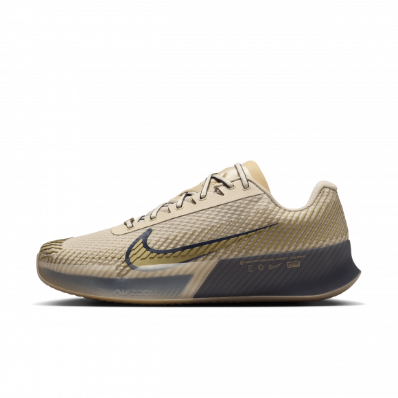 Męskie buty do tenisa na korty ziemne NikeCourt Air Zoom Vapor 11 Premium - Brązowy - FN4736-101