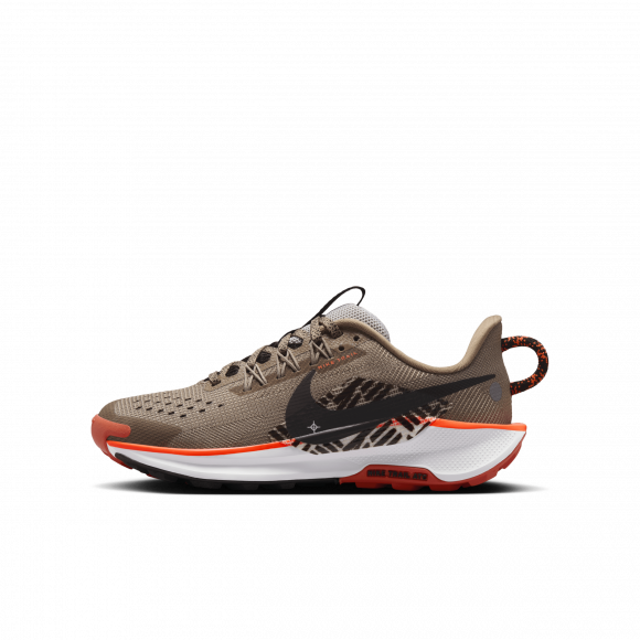 Sapatilhas de running para trilhos Nike Pegasus Trail 5 Júnior - Castanho - FV5638-200