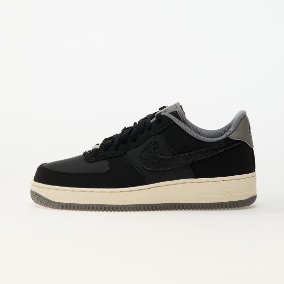 Sneakers Nike Air Force 1 07 Lv8 Black Black Flat Pewter Coconut Milk