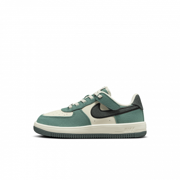 Buty dla małych dzieci Nike Force 1 LV8 3 EasyOn - Biel - HJ4293-100