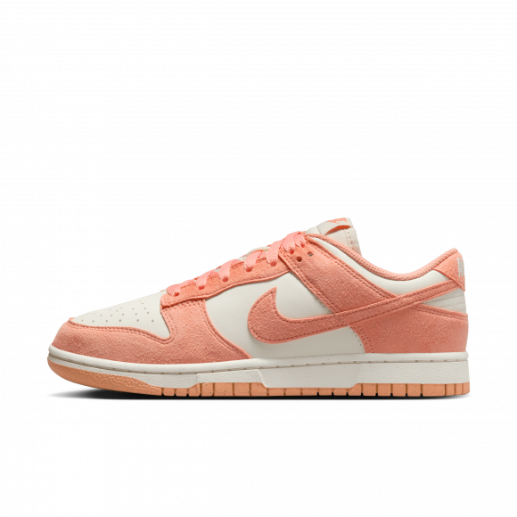 Nike Dunk Low Schuh (Damen) - Braun - HJ7673-003