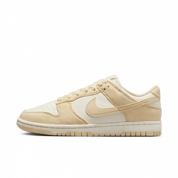 Nike Dunk Low Schuh (Damen) - Braun - HJ7673-004