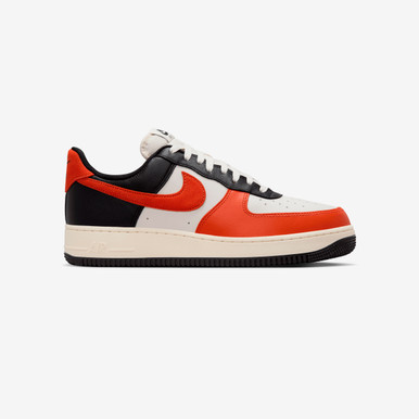 Nike Air Force 1 '07 LV8 - HQ4987-010