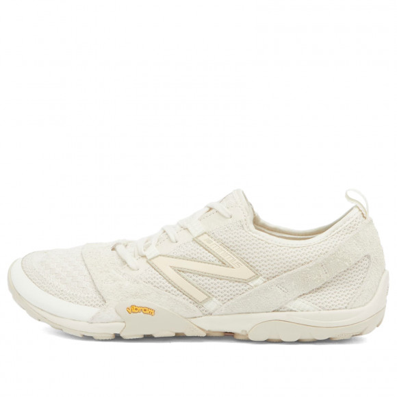 New Balance Men's MT10OAA in Cream - MT10OAA