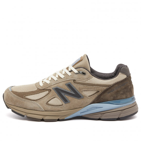 New Balance x Auralee U990AR4 Sneaker in Brown - U990AR4