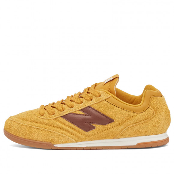 New Balance URC42HE in Butterscotch - URC42HE