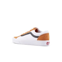 Vans Old Skool Tie Print Patchwork sneakers in black Retro Sport 'Apricot Buff' Apricot Buff/True White Sneakers/Shoes VN0A3DZ3WZ5 - VN0A3DZ3WZ5