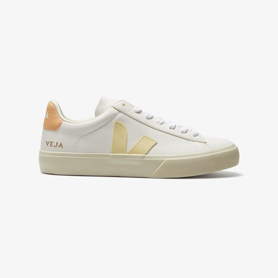 Veja Recife Logo women's Shoes Trainers in White - WCP0503140