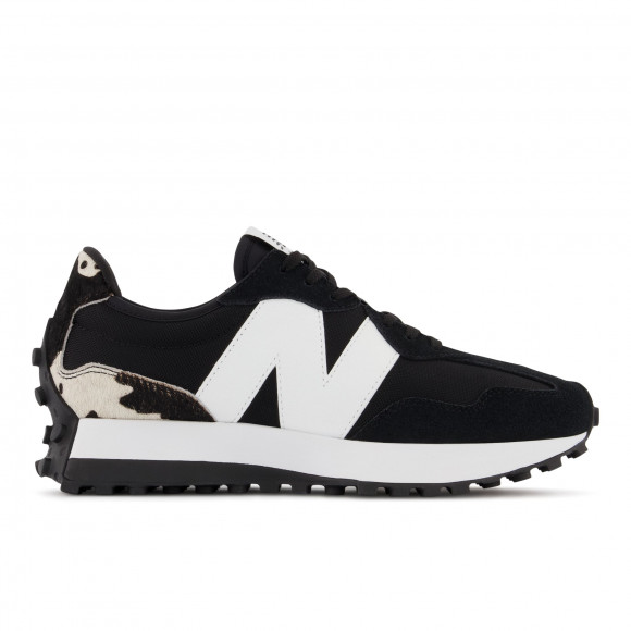 New Balance 327 women's Shoes (Trainers) in Black